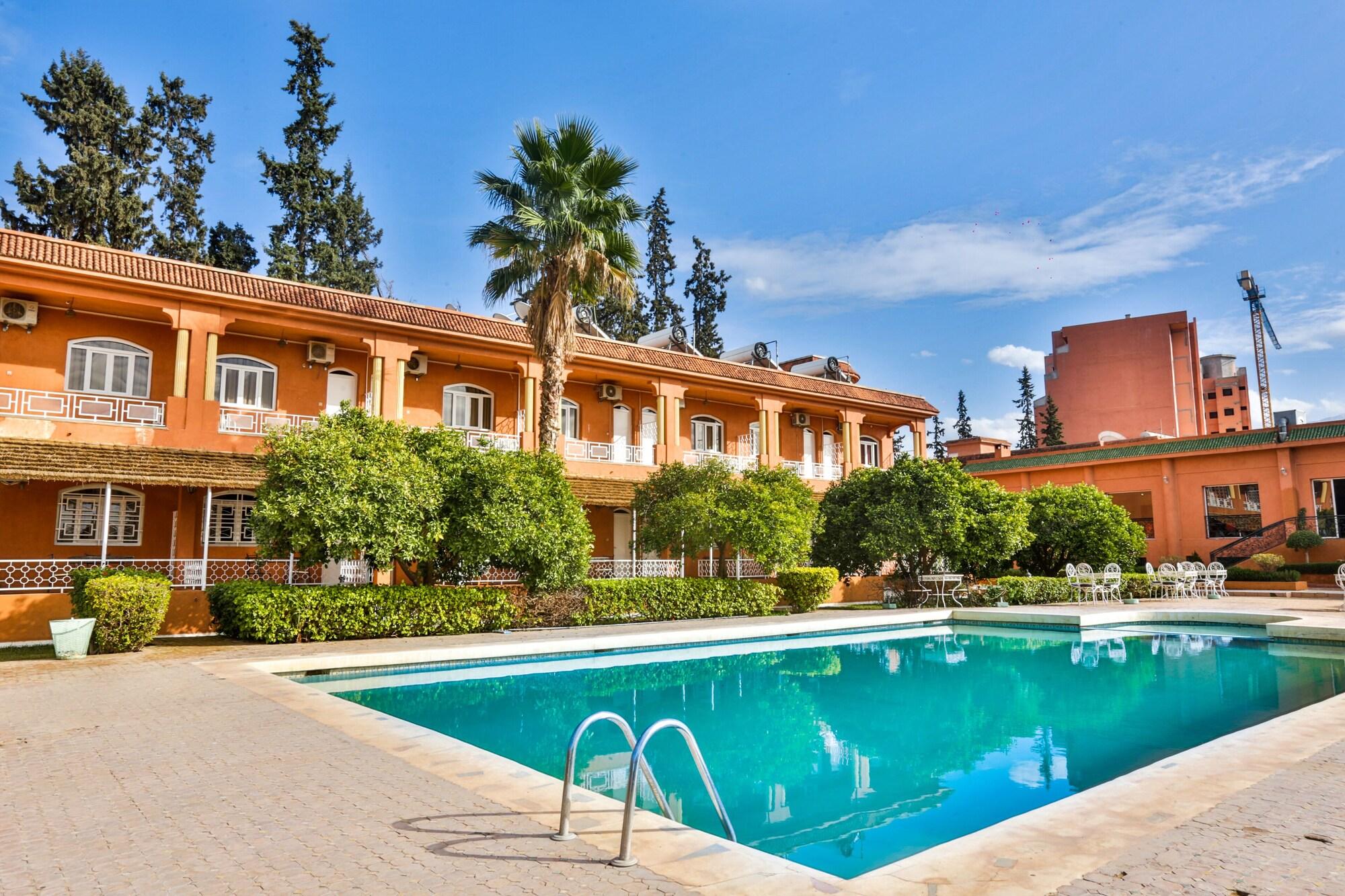 Hotel Al Bassatine Бени Мелал Екстериор снимка