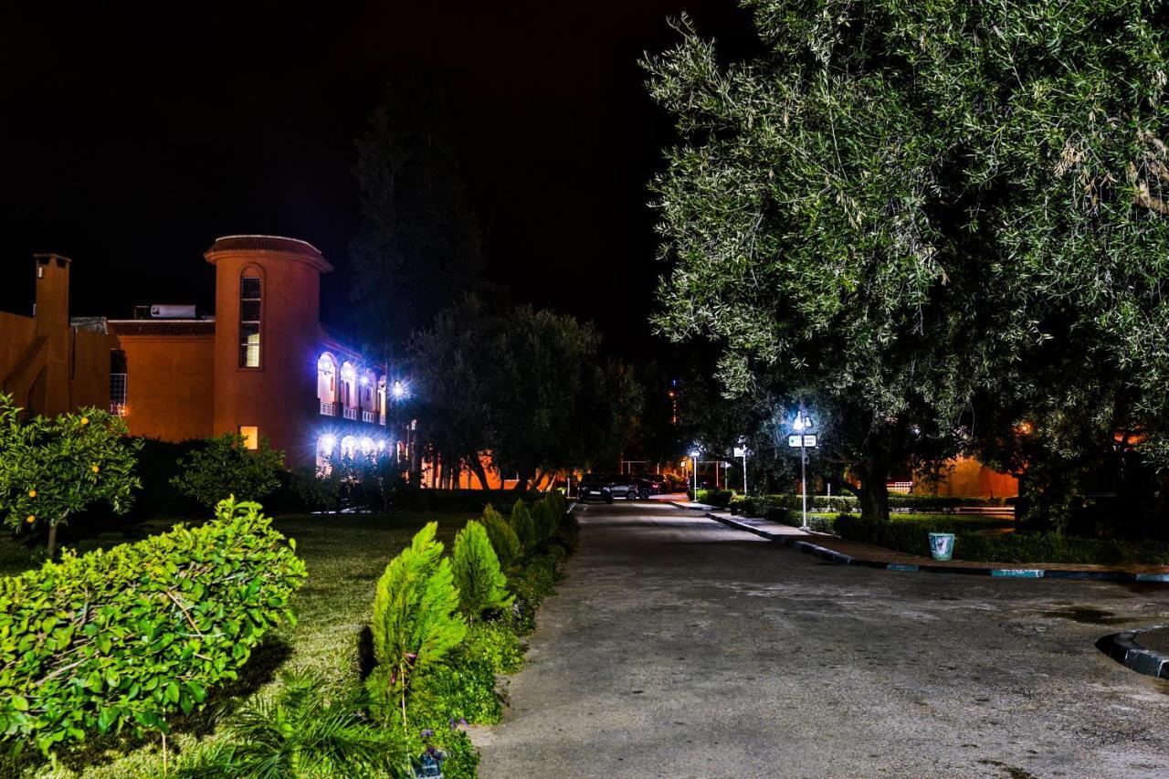 Hotel Al Bassatine Бени Мелал Екстериор снимка