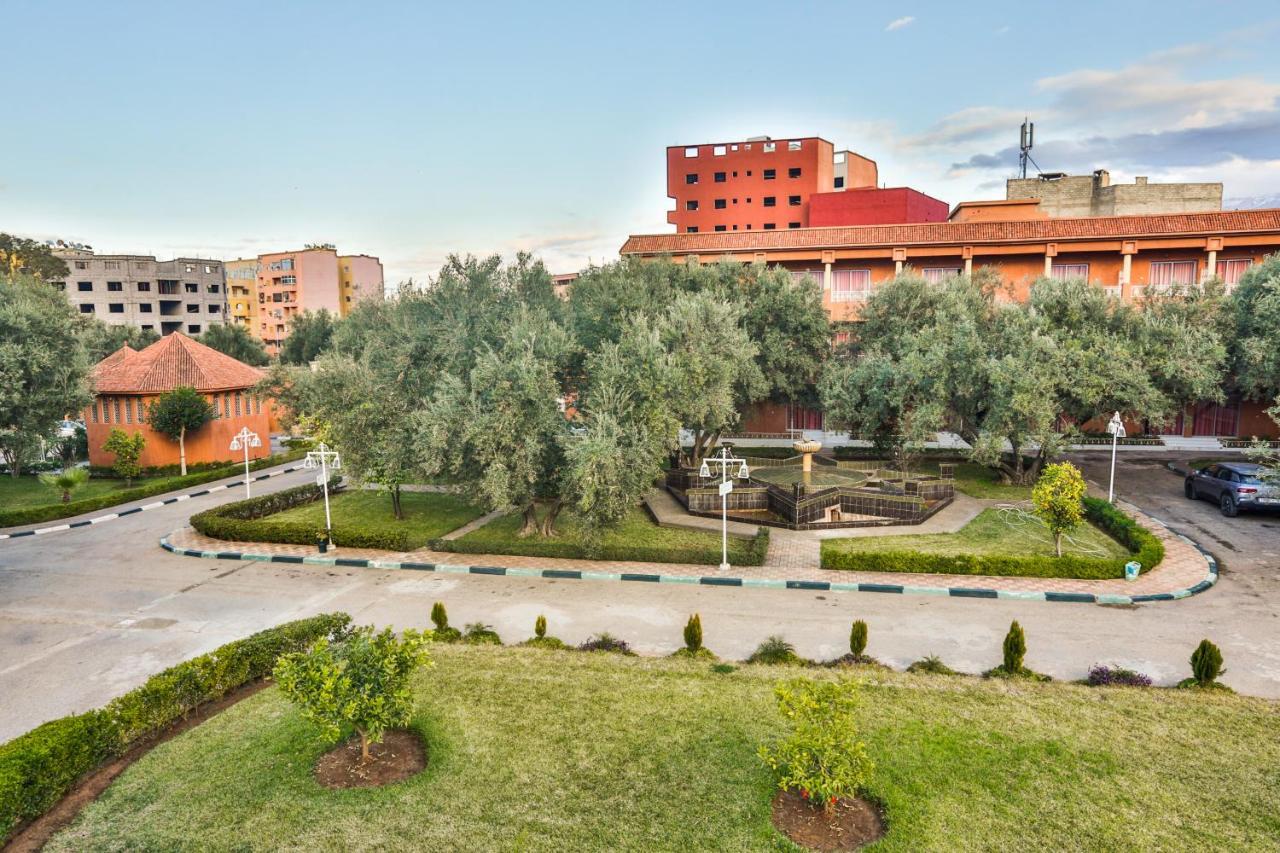 Hotel Al Bassatine Бени Мелал Екстериор снимка