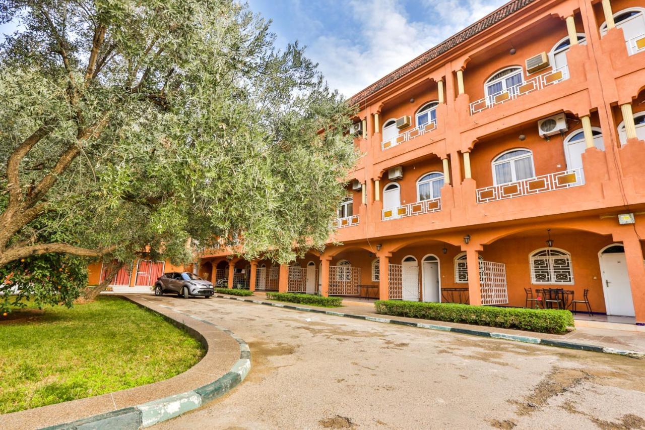 Hotel Al Bassatine Бени Мелал Екстериор снимка