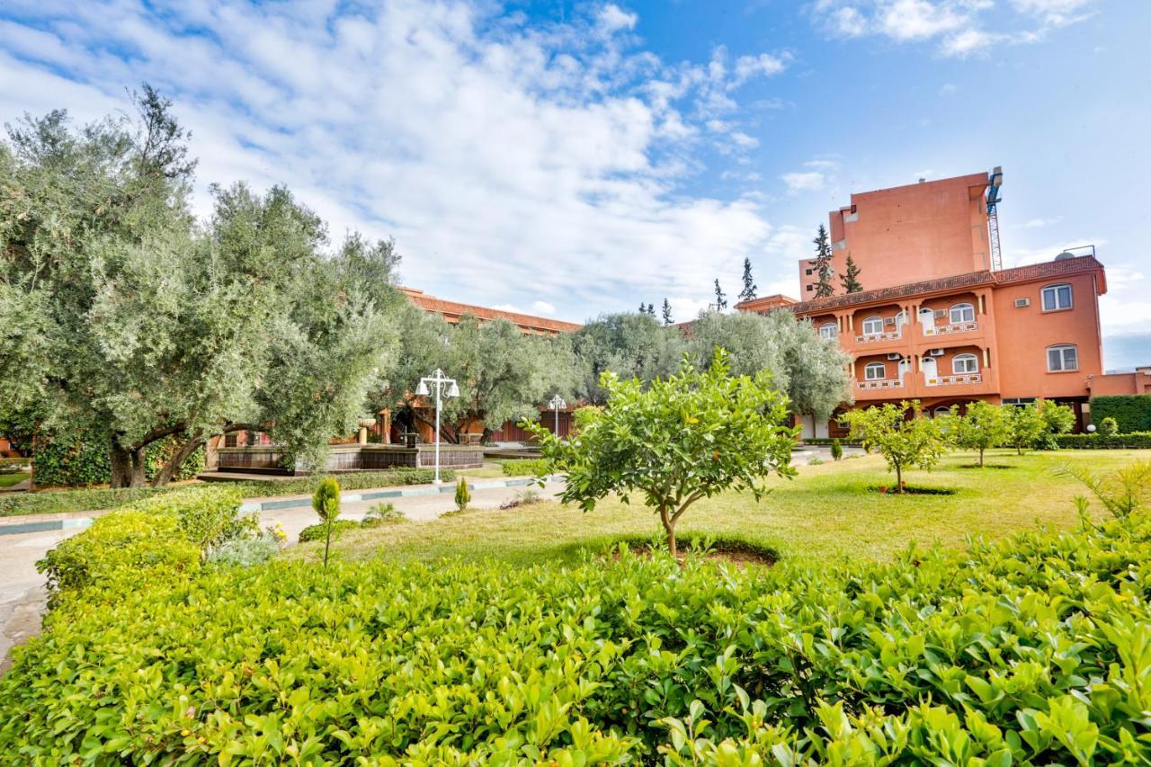 Hotel Al Bassatine Бени Мелал Екстериор снимка